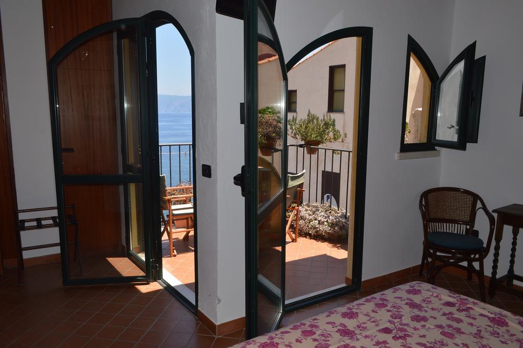 Le Piccole Grotte Bed & Breakfast Scilla Eksteriør bilde