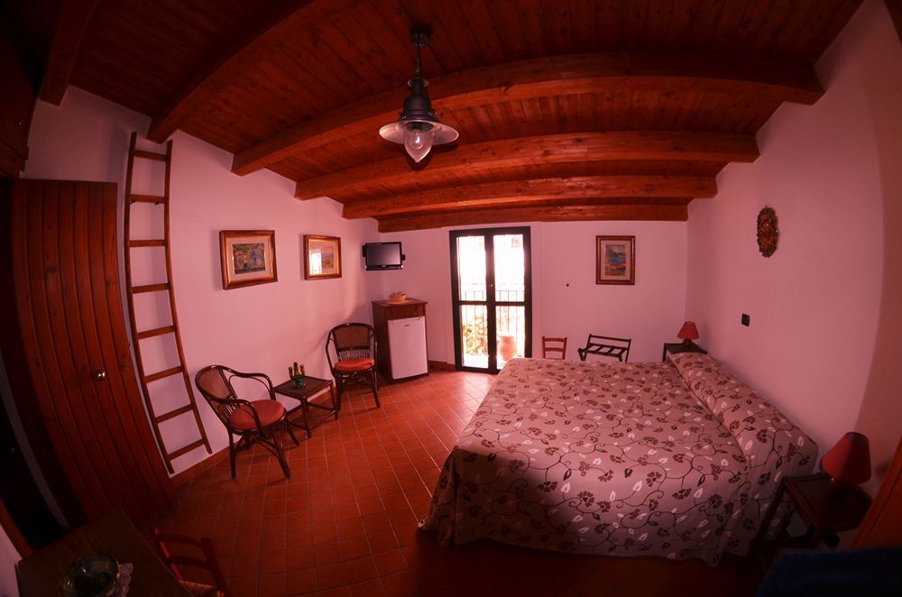 Le Piccole Grotte Bed & Breakfast Scilla Eksteriør bilde