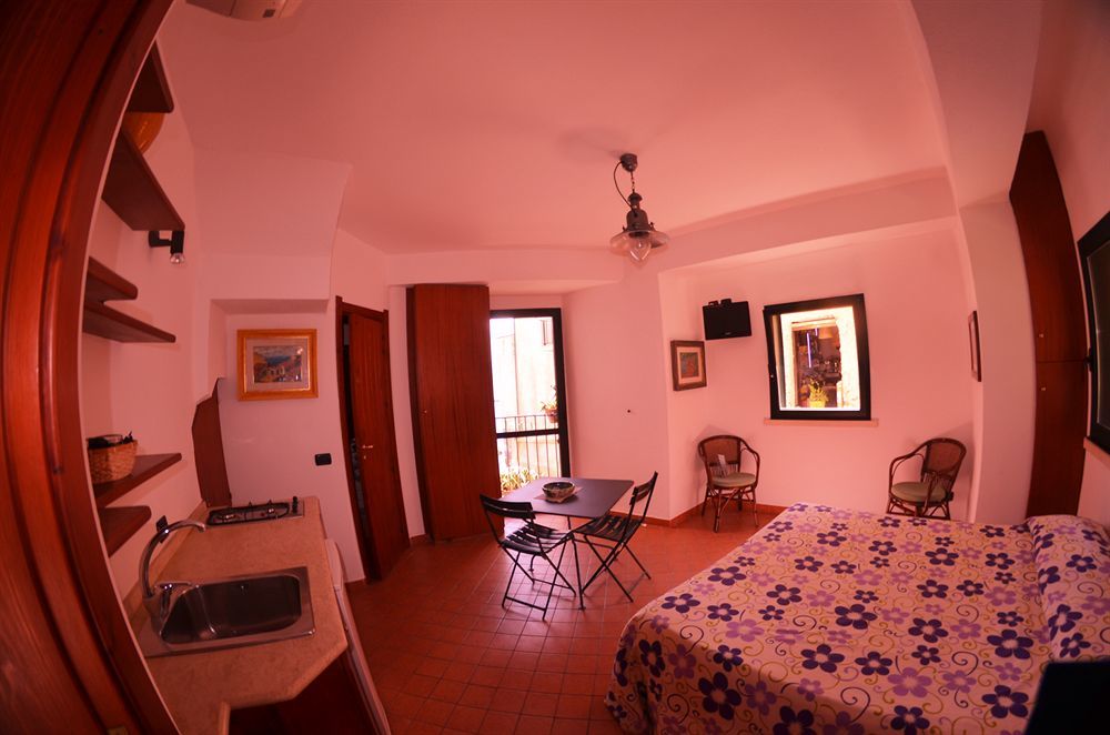 Le Piccole Grotte Bed & Breakfast Scilla Eksteriør bilde