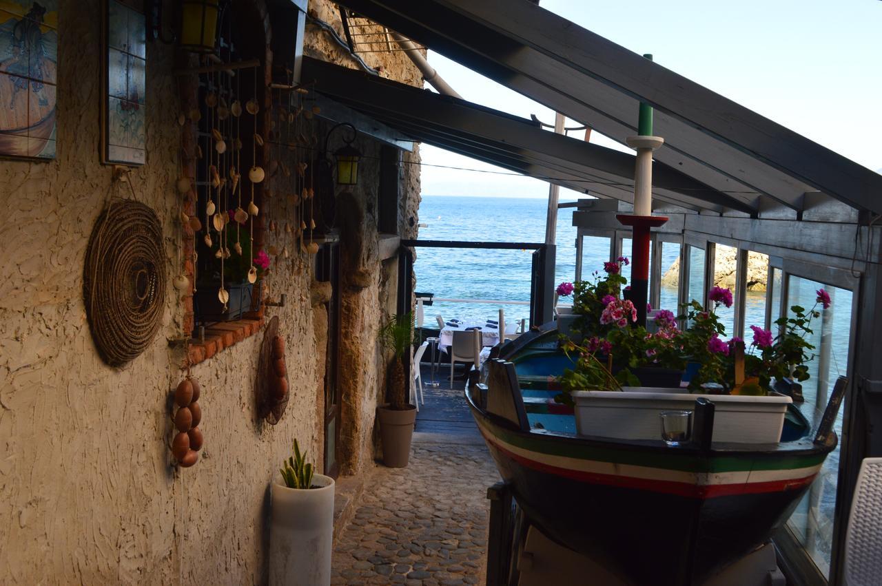 Le Piccole Grotte Bed & Breakfast Scilla Eksteriør bilde
