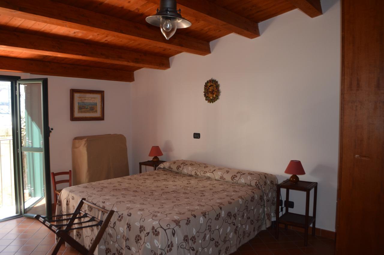 Le Piccole Grotte Bed & Breakfast Scilla Eksteriør bilde