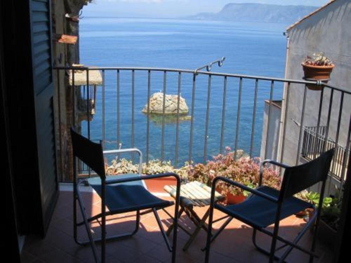 Le Piccole Grotte Bed & Breakfast Scilla Eksteriør bilde