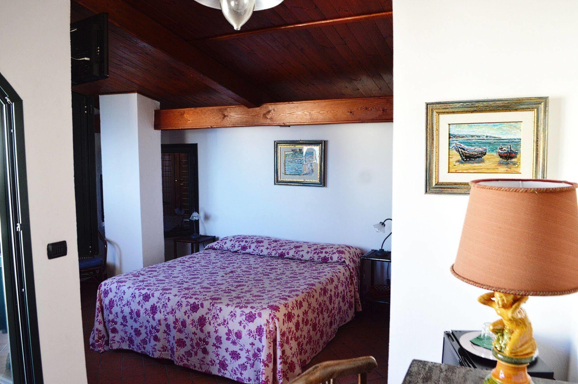 Le Piccole Grotte Bed & Breakfast Scilla Eksteriør bilde